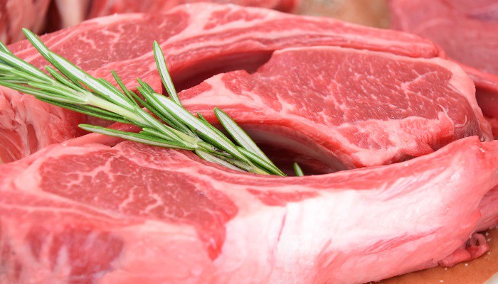 Carne: l’aggiunta nella dieta umana ci ha allungato la vita