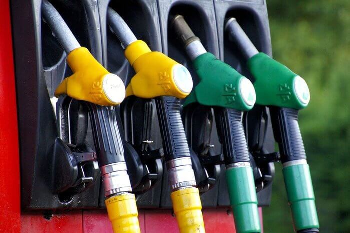Benzina e Diesel: in arrivo un lieve ribasso dei prezzi nei distributori